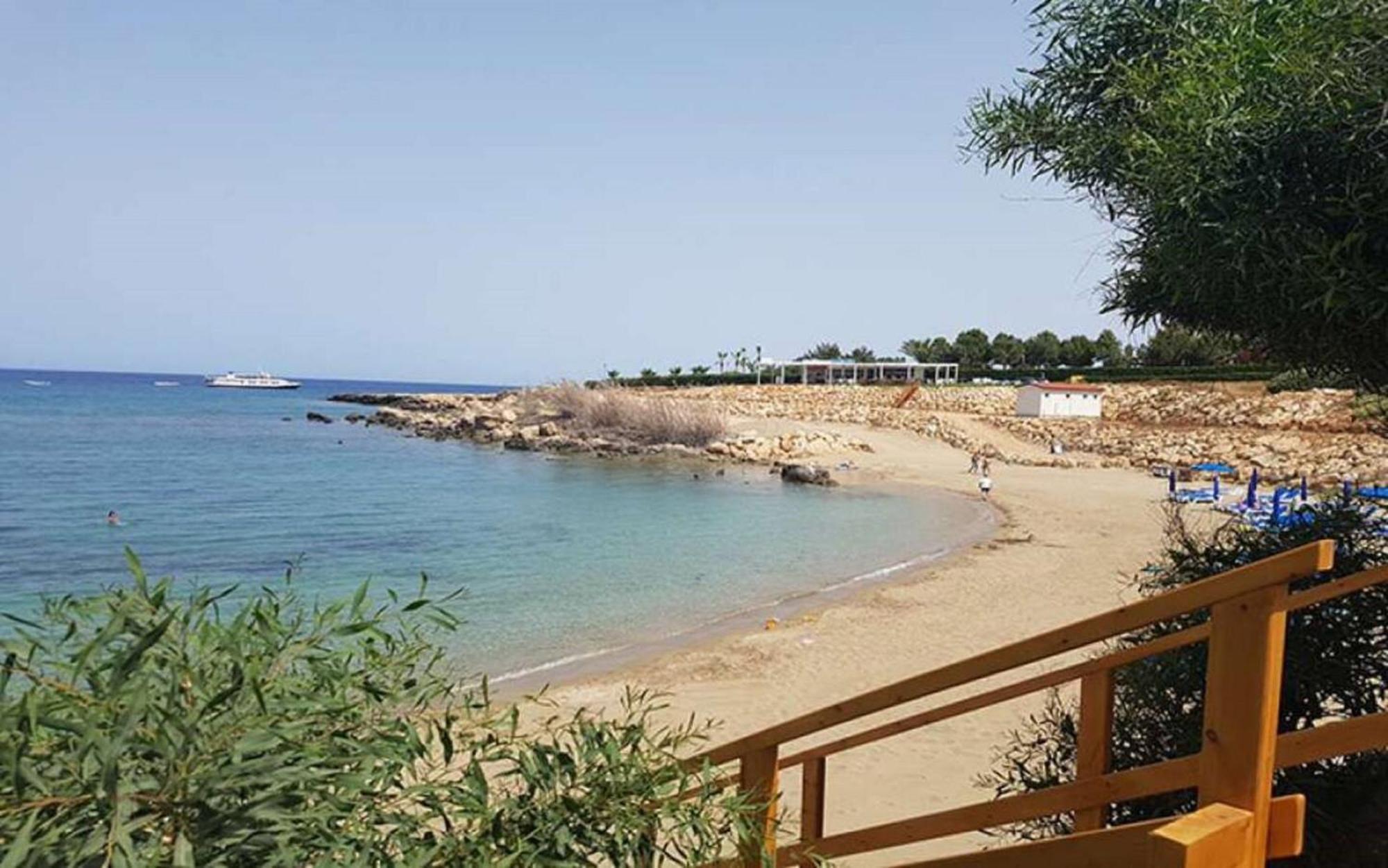 Villa Queen Alexandra Protaras Exterior photo